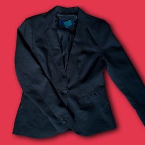 “Apt. 9” women’s fitted black blazer